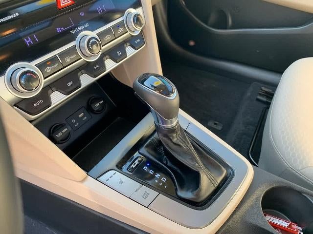 2020 Hyundai Elantra Value Edition IVT