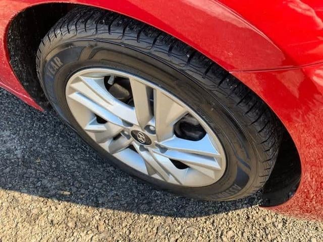 2020 Hyundai Elantra Value Edition IVT