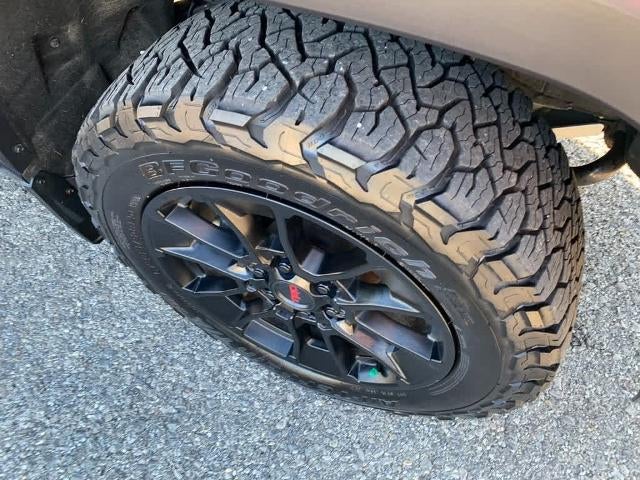 2024 Toyota Tundra 4WD SR5 CrewMax 6.5' Bed (Natl)