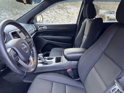 2020 Jeep Grand Cherokee Laredo E 4x4