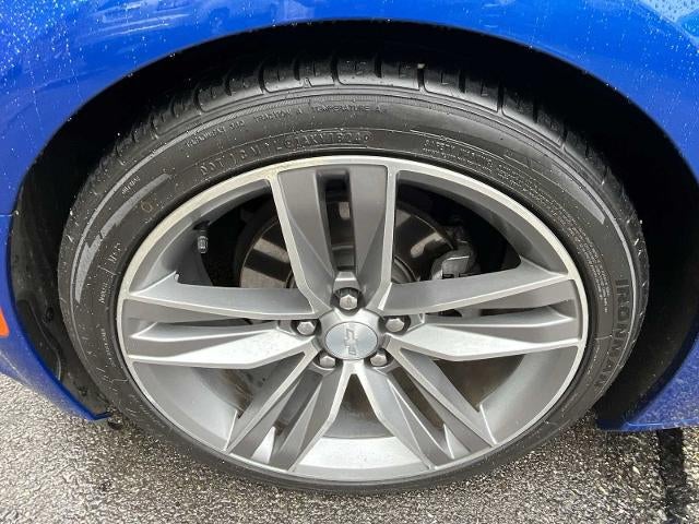 2016 Chevrolet Camaro 2dr Coupe 1LT