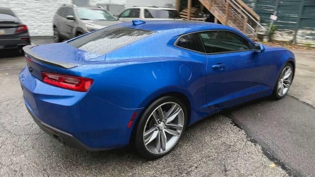 2016 Chevrolet Camaro 2dr Coupe 1LT