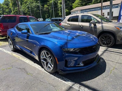 2019 Chevrolet Camaro 2dr Coupe 1LT