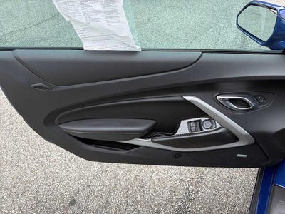 2019 Chevrolet Camaro 2dr Coupe 1LT