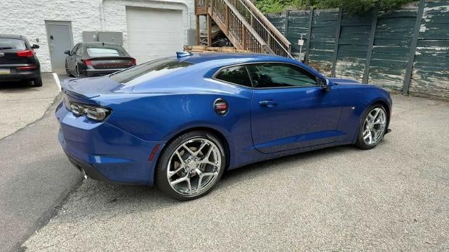 2019 Chevrolet Camaro 2dr Coupe 1LT