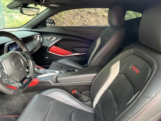 2021 Chevrolet Camaro 2dr Coupe 2SS