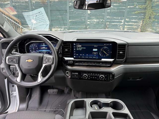 2023 Chevrolet Silverado 1500 Double Cab Standard Box 4-Wheel Drive LT 1LT