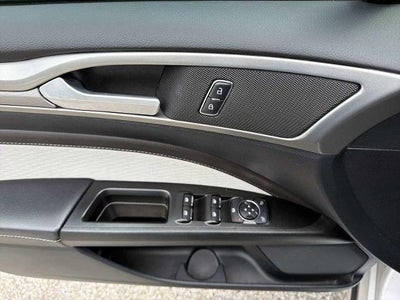 2019 Ford Fusion SE FWD