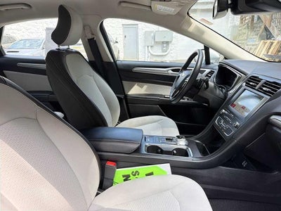 2019 Ford Fusion SE FWD