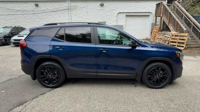 2022 GMC Terrain SLE - Photo 10
