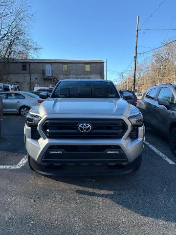 2024 Toyota Tacoma 4WD SR5 Double Cab 6' Bed AT (Natl)