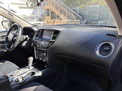 2018 Nissan Pathfinder 4x4 SV