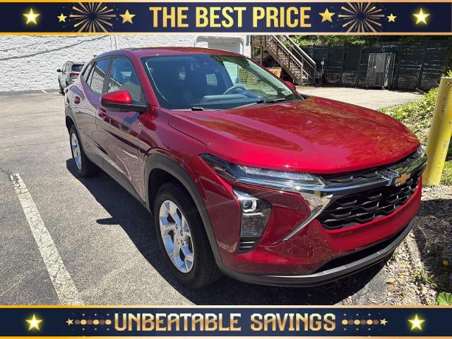 2024 Chevrolet Trax LS's photo