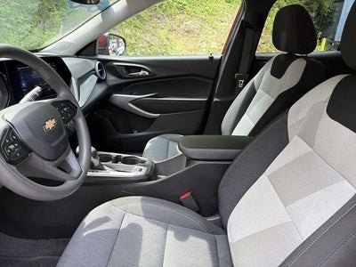 2024 Chevrolet Trax FWD 4dr LS
