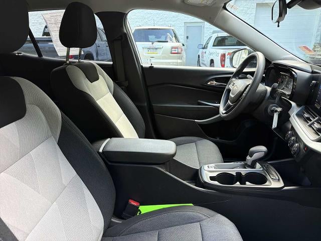 2024 Chevrolet Trax FWD 4dr LS
