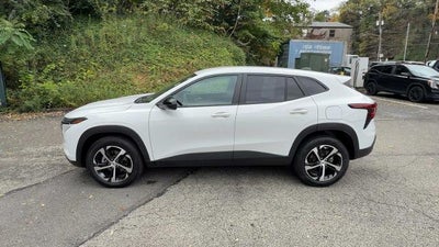 2025 Chevrolet Trax FWD 4dr 1RS