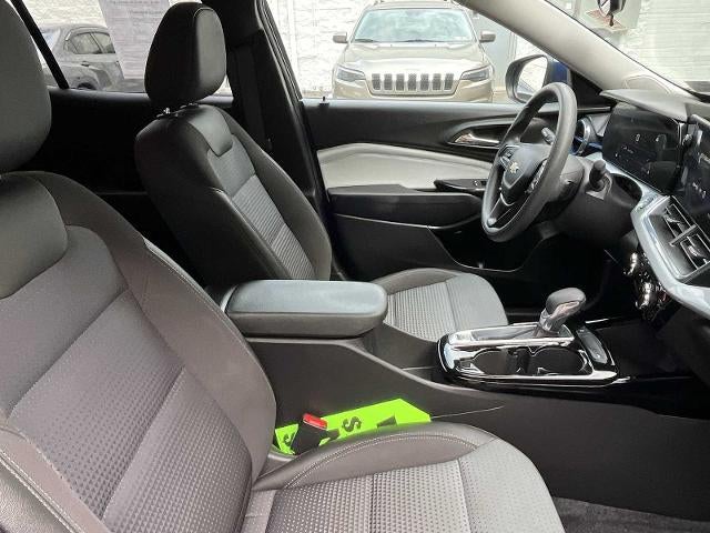 2024 Chevrolet Trax FWD 4dr LT