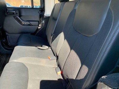 2017 Jeep Wrangler Unlimited Winter 4x4 *Ltd Avail*