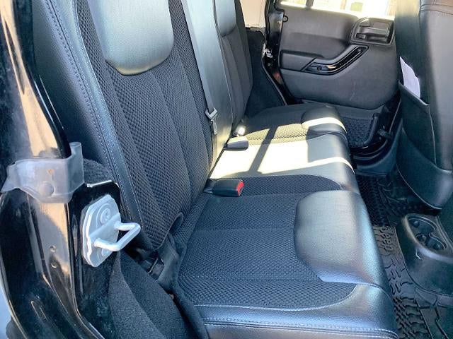 2017 Jeep Wrangler Unlimited Winter 4x4 *Ltd Avail*