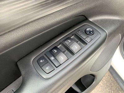2019 Jeep Grand Cherokee Laredo 4x4