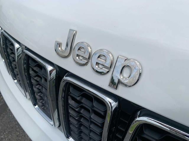2019 Jeep Grand Cherokee Laredo 4x4