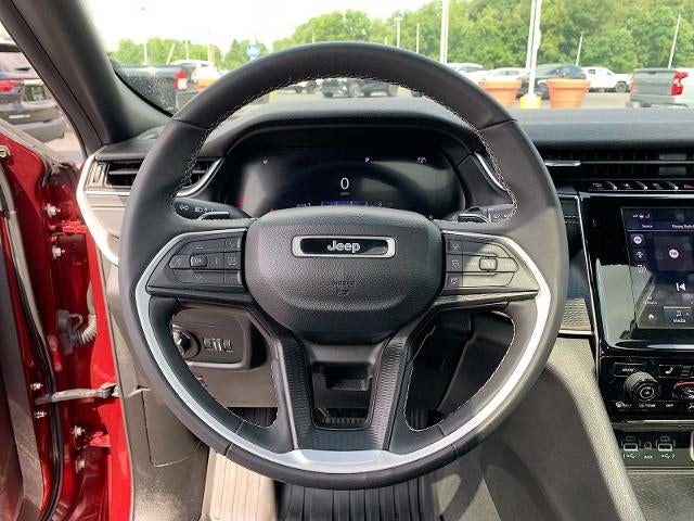 2023 Jeep Grand Cherokee L Laredo 4x4