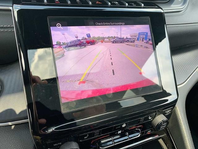 2023 Jeep Grand Cherokee L Laredo 4x4