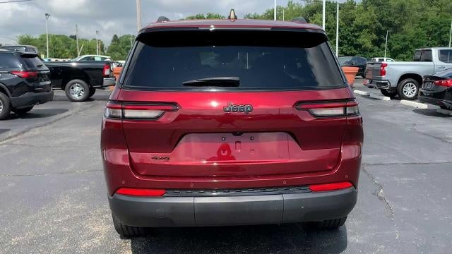 2023 Jeep Grand Cherokee L Laredo 4x4