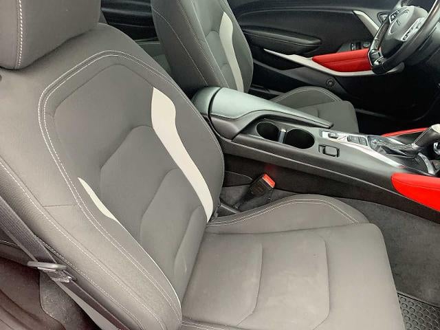 2022 Chevrolet Camaro 2dr Coupe LT1