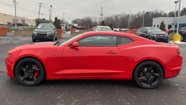 2022 Chevrolet Camaro 2dr Coupe LT1