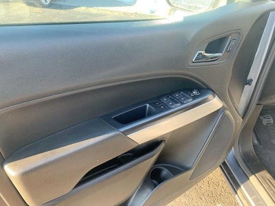 2022 Chevrolet Colorado Crew Cab Short Box 4-Wheel Drive LT