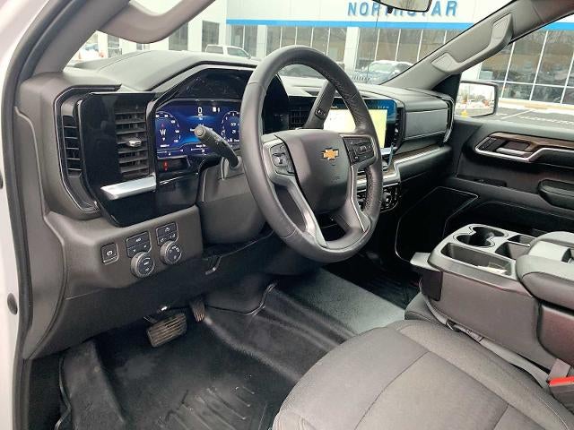 2022 Chevrolet Silverado 1500 Crew Cab Short Box 4-Wheel Drive LT 2FL