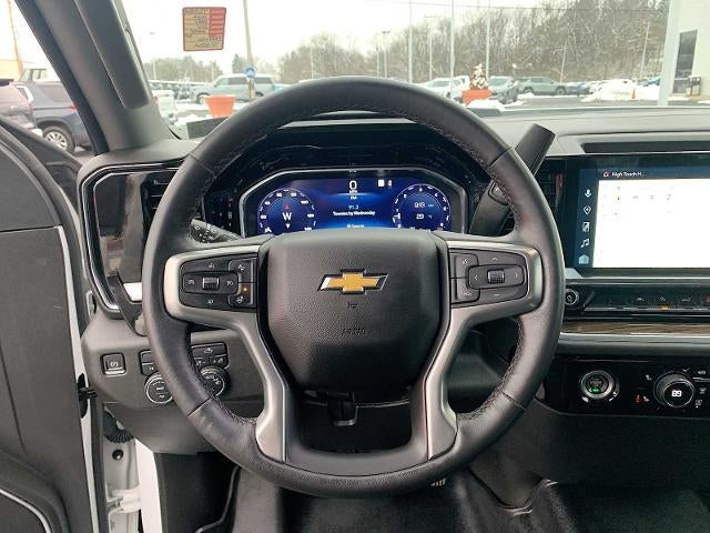2022 Chevrolet Silverado 1500 Crew Cab Short Box 4-Wheel Drive LT 2FL