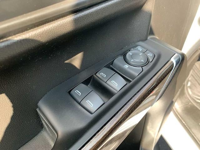 2022 Chevrolet Silverado 1500 LTD Crew Cab Short Box 4-Wheel Drive RST