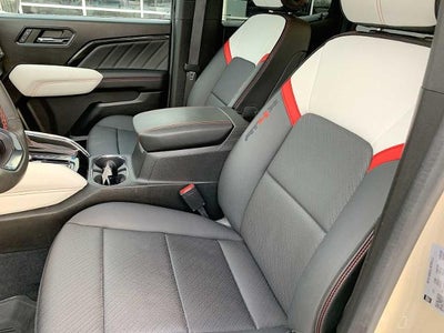 2024 GMC Canyon Crew Cab Short Box 4-Wheel Drive AT4X