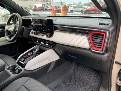 2024 GMC Canyon Crew Cab Short Box 4-Wheel Drive AT4X