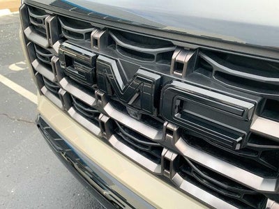 2024 GMC Canyon Crew Cab Short Box 4-Wheel Drive AT4X