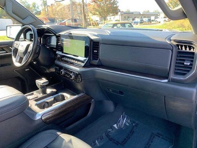 2023 GMC Sierra 1500 Crew Cab Short Box 4-Wheel Drive Elevation 3SB