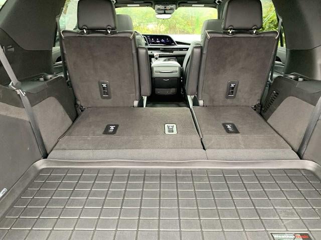2023 Cadillac Escalade 4WD Sport