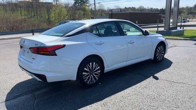 2024 Nissan Altima 2.5 SV AWD Sedan