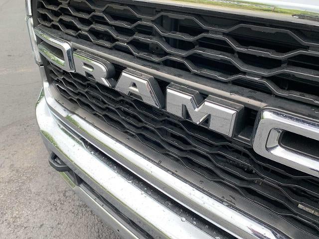 2019 RAM 3500 Tradesman 4x4 Reg Cab 8' Box