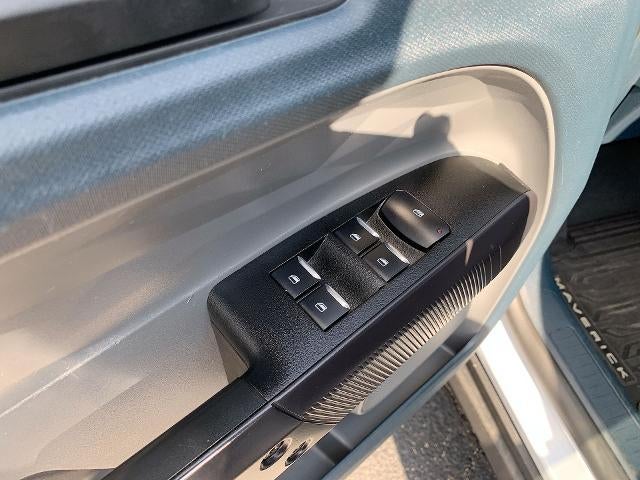 2025 Ford Maverick XL AWD SuperCrew