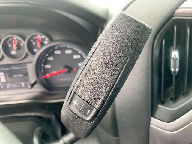 2021 Chevrolet Silverado 1500 Crew Cab Short Box 4-Wheel Drive Custom