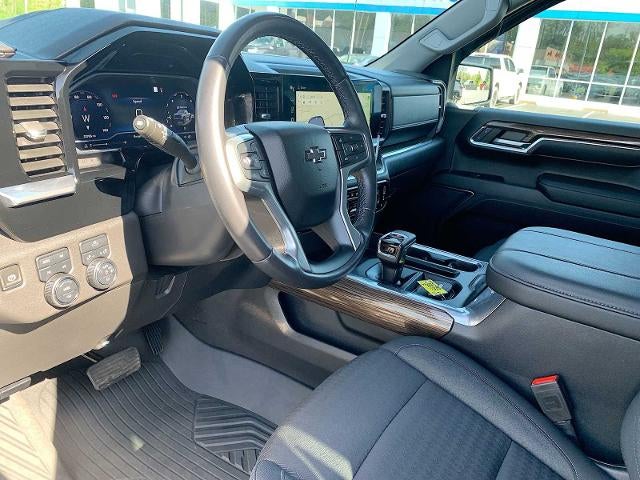 2023 Chevrolet Silverado 1500 Crew Cab Short Box 4-Wheel Drive LT Trail Boss