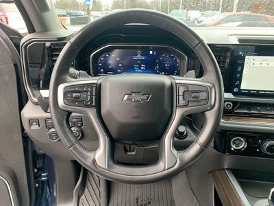 2022 Chevrolet Silverado 1500 Crew Cab Short Box 4-Wheel Drive LT Trail Boss