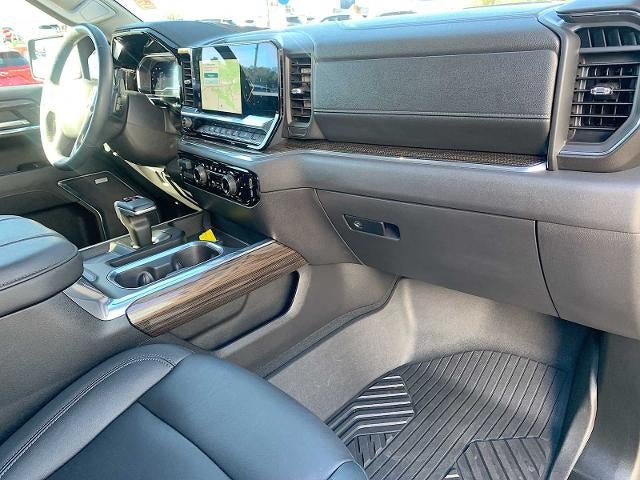 2025 Chevrolet Silverado 1500 Crew Cab Short Box 4-Wheel Drive LT Trail Boss