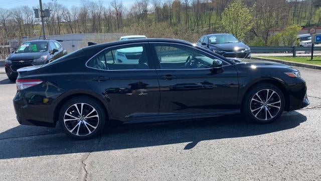 2019 Toyota Camry LE Auto (SE)