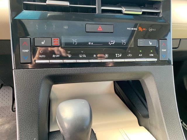 2021 Toyota Avalon XLE AWD (SE)