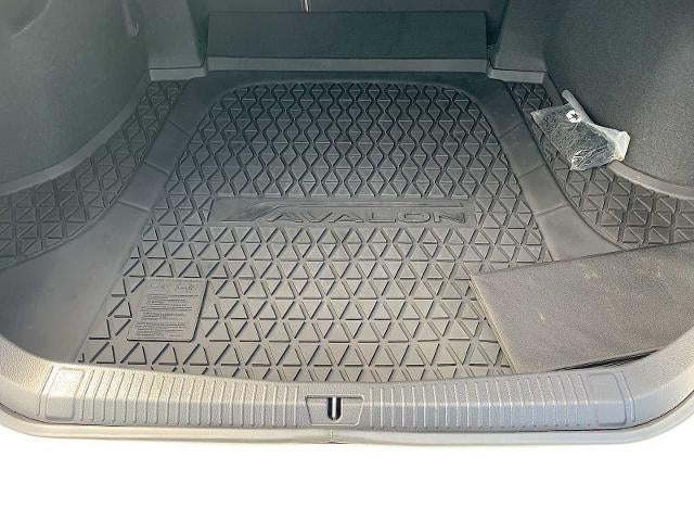 2021 Toyota Avalon XLE AWD (SE)