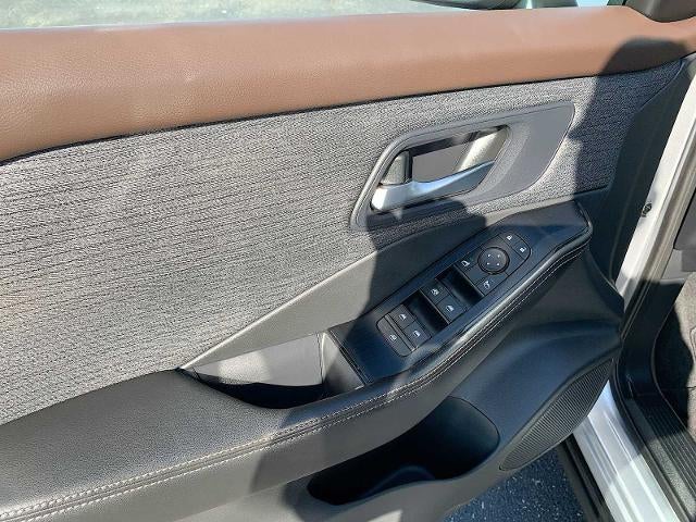 2022 Nissan Rogue AWD SV